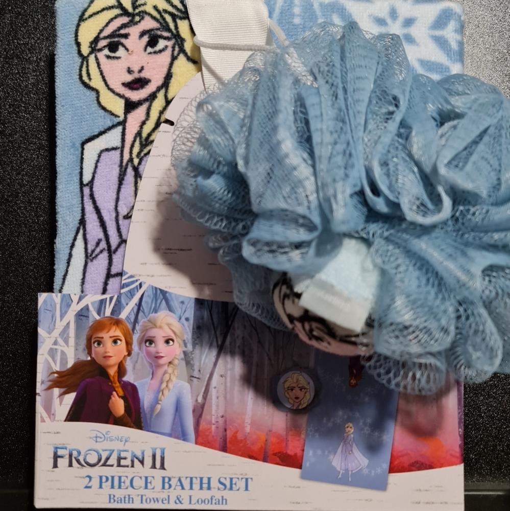 Disney's Frozen 2 Piece Bath Set NWTS